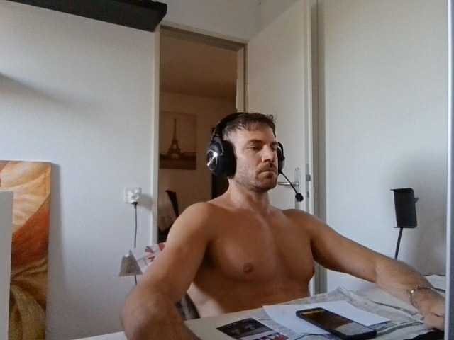 alphah-hunk