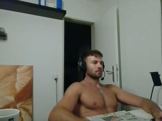 Alphah-hunk