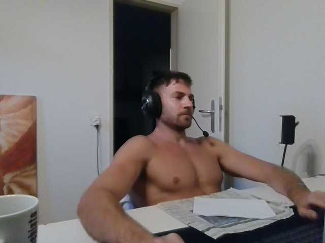 alphah-hunk
