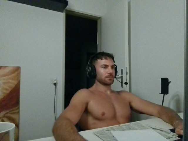 alphah-hunk