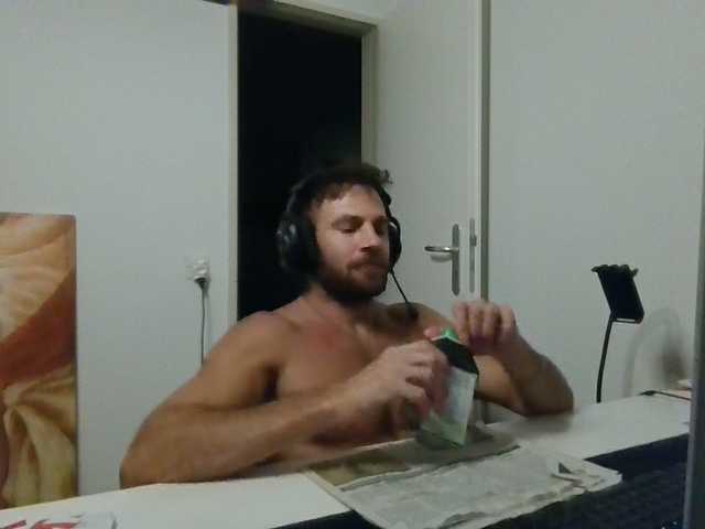 Alphah-hunk