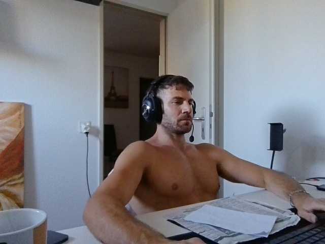 alphah-hunk
