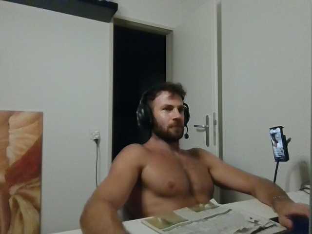 Alphah-hunk