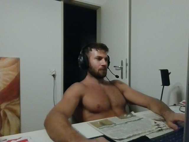 Alphah-hunk