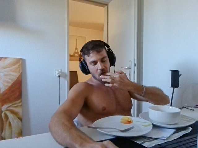 alphah-hunk