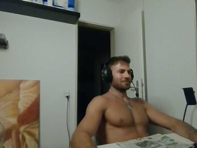 Alphah-hunk