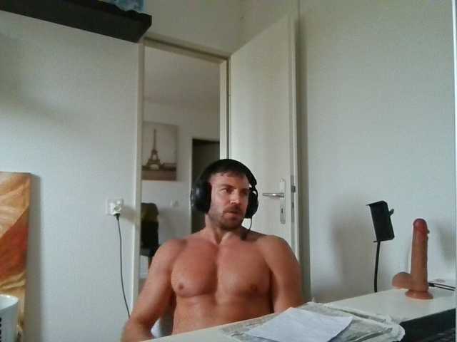 alphah-hunk