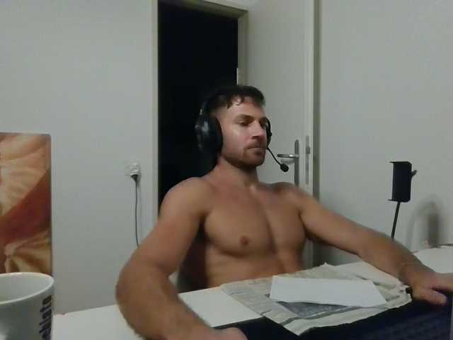 alphah-hunk
