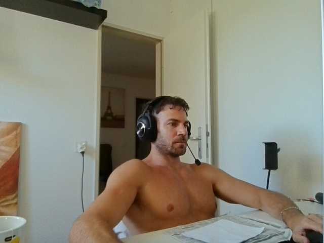 alphah-hunk