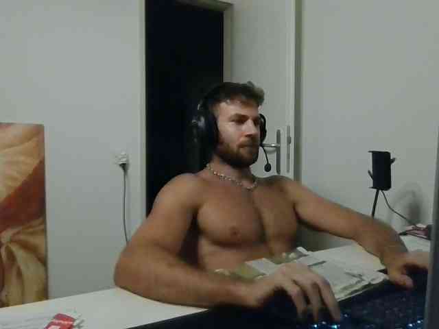 alphah-hunk alphah-hunk