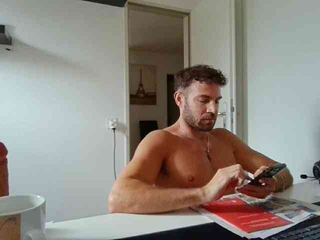 alphah-hunk