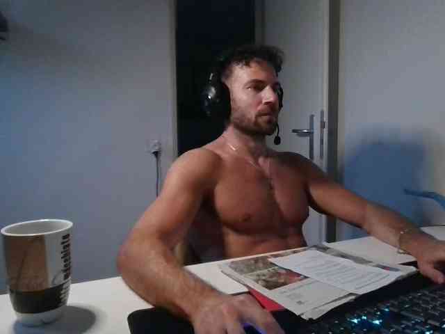 alphah-hunk