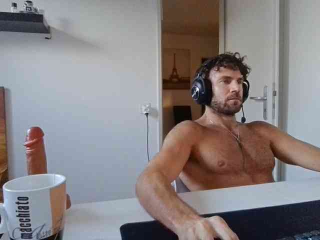 alphah-hunk alphah-hunk