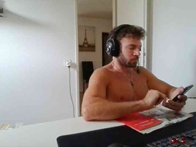 alphah-hunk alphah-hunk