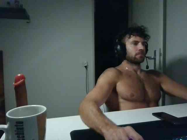 alphah-hunk