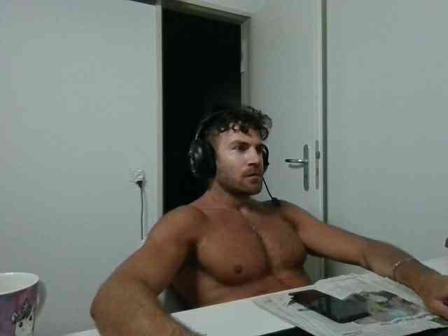 alphah-hunk