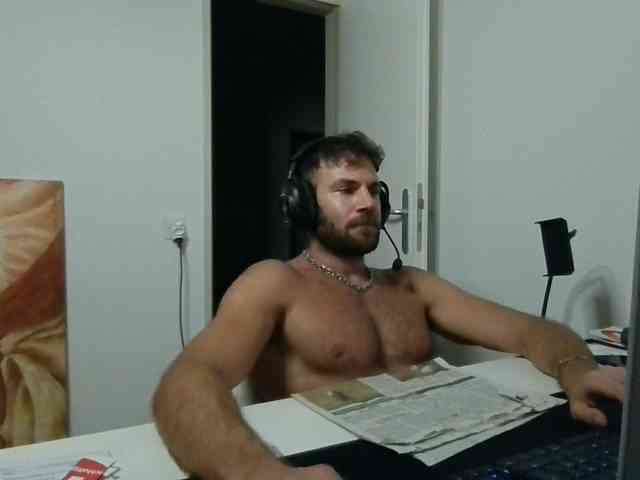 alphah-hunk