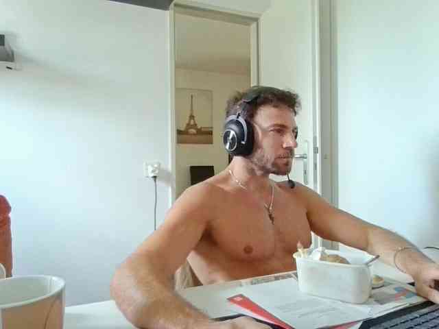 alphah-hunk