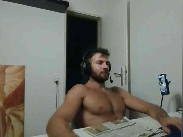alphah-hunk