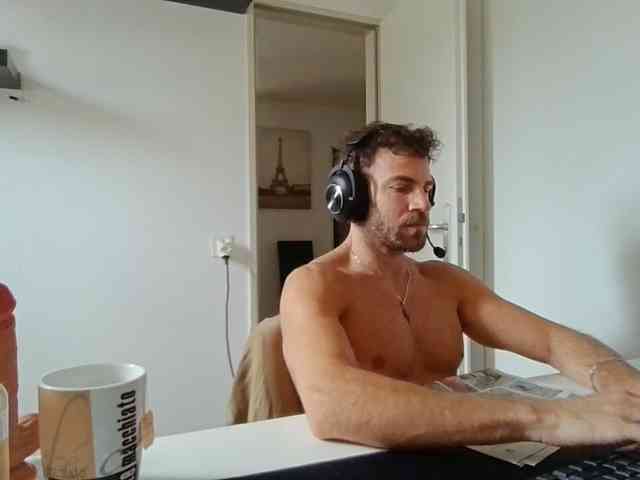 alphah-hunk