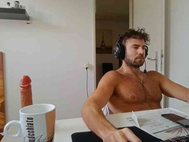 alphah-hunk