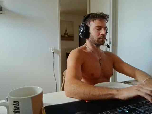 alphah-hunk
