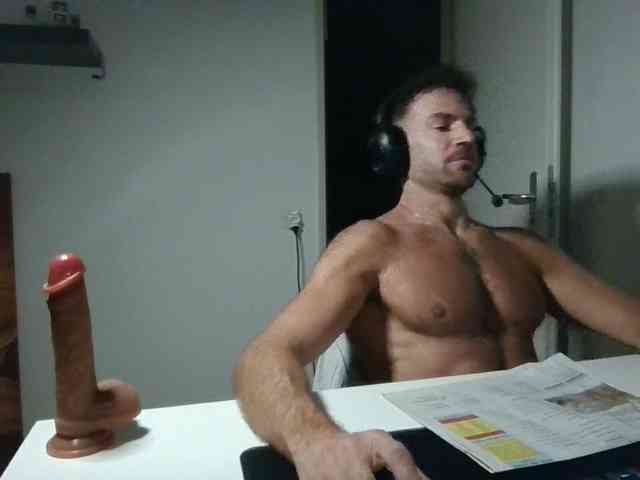 alphah-hunk