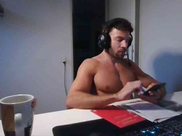 alphah-hunk