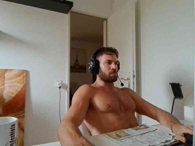 alphah-hunk alphah-hunk