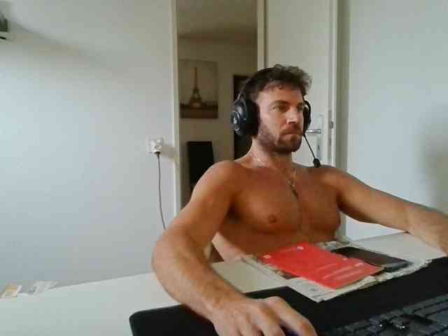 alphah-hunk alphah-hunk