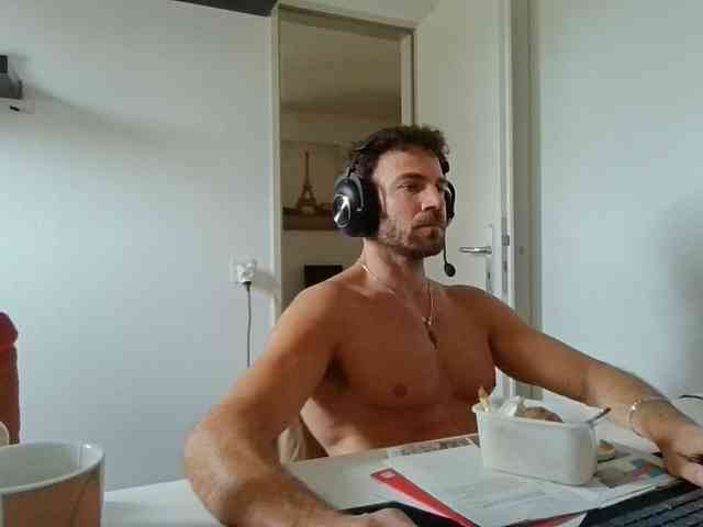 alphah-hunk