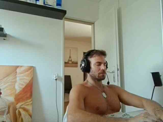 alphah-hunk