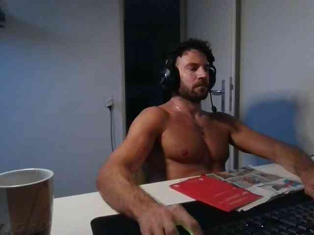 alphah-hunk