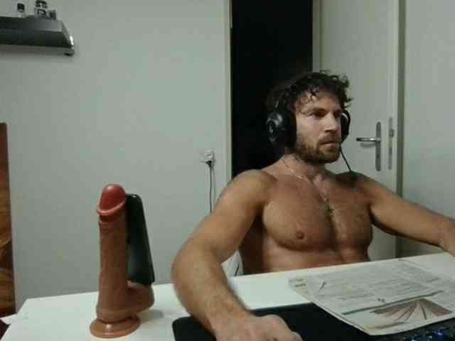 alphah-hunk