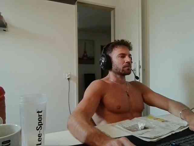 alphah-hunk alphah-hunk