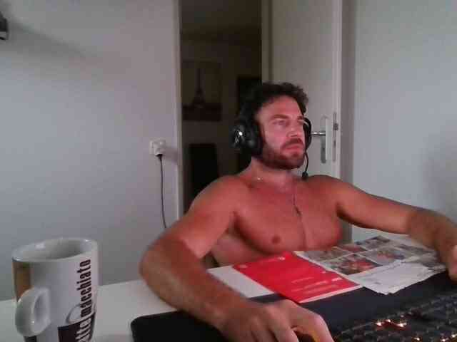 alphah-hunk