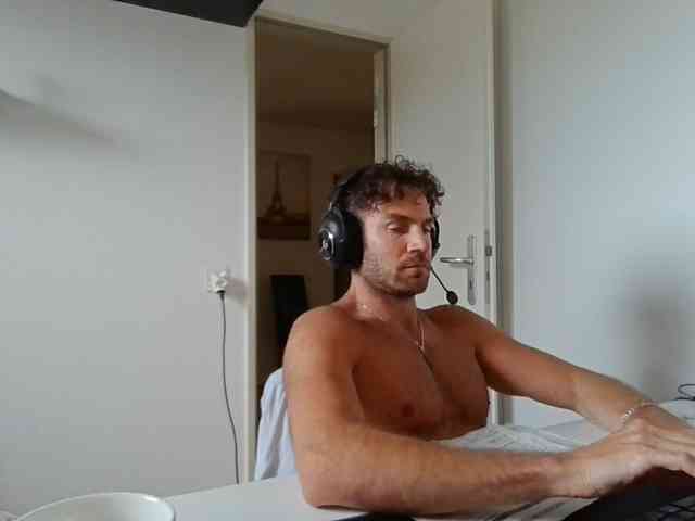 alphah-hunk