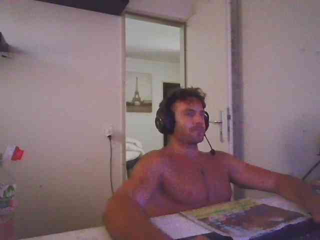 alphah-hunk Live Webcam on BongaCams