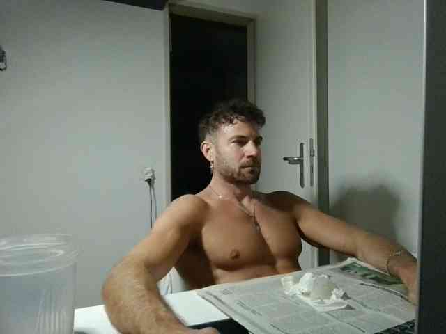 alphah-hunk