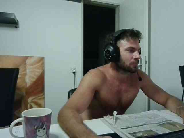 alphah-hunk