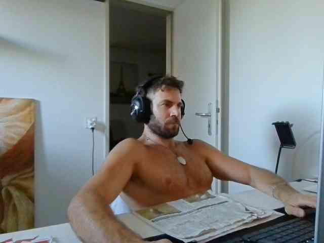 alphah-hunk alphah-hunk