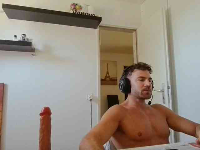 alphah-hunk
