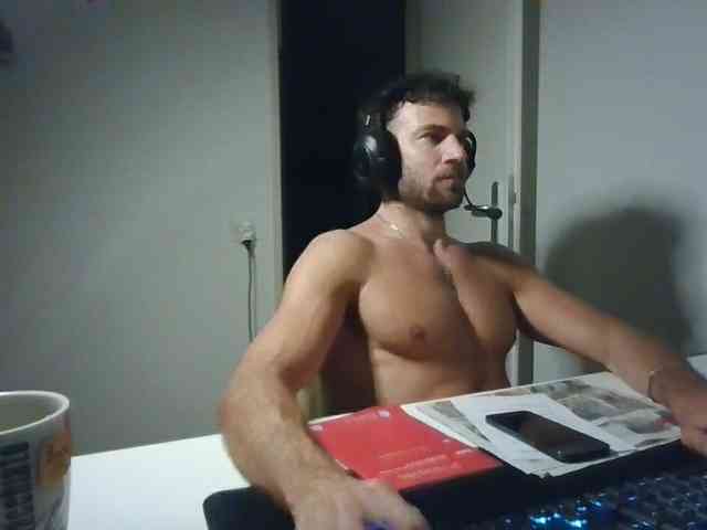 alphah-hunk