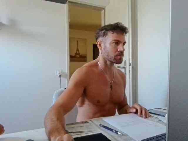 alphah-hunk