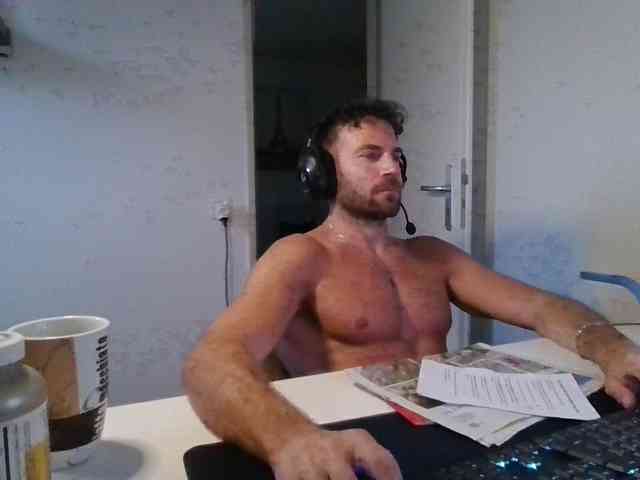alphah-hunk