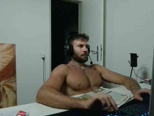 alphah-hunk