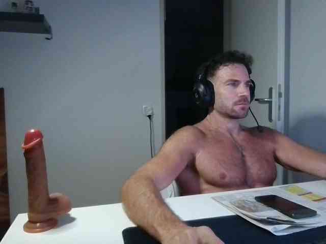 alphah-hunk alphah-hunk