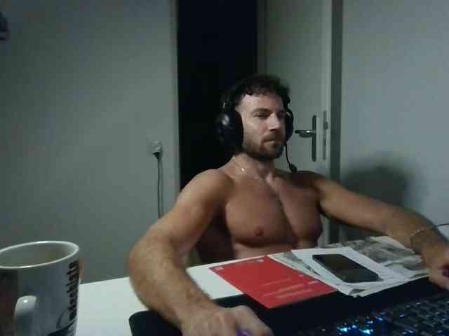alphah-hunk