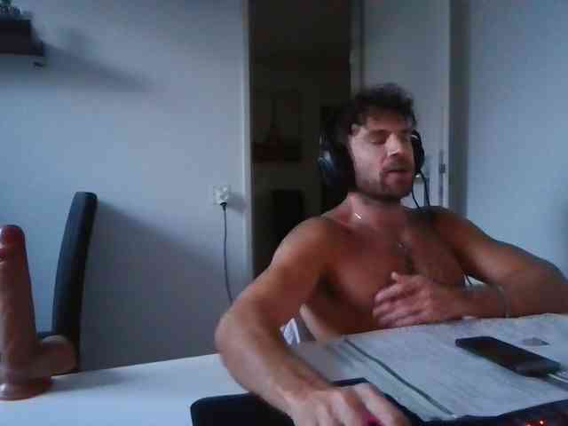 alphah-hunk alphah-hunk