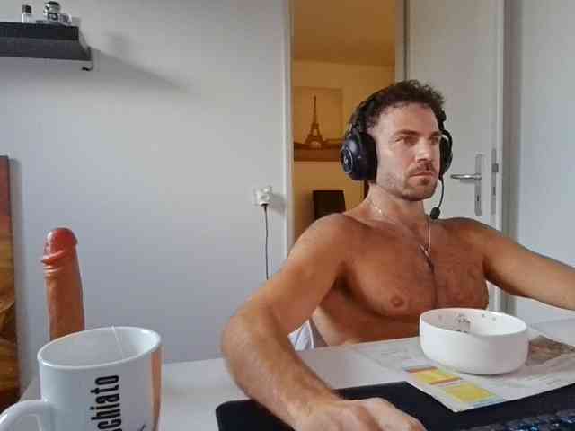 alphah-hunk